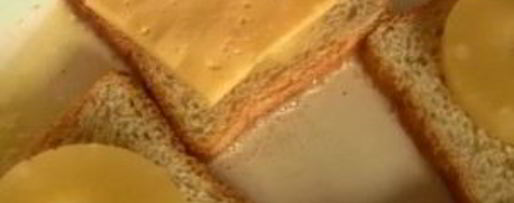 Шаг 3: бутербродов с сыром и ананасами