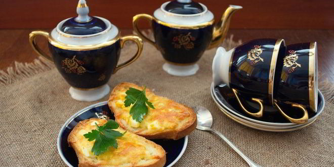 Рецепт бутербродов с сыром и чесноком