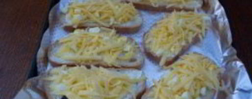 Шаг 4: бутербродов с сыром и чесноком