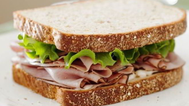 Рецепт Бутербродов с ветчиной и овощами