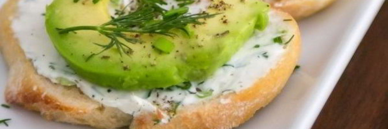 Рецепт Быстрых бутербродов с авокадо