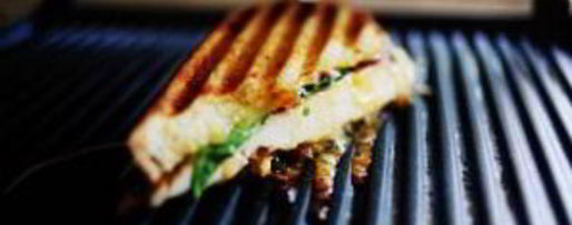 Шаг 13: горячих бутербродов с курицей и абрикосовым соусом