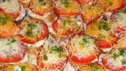 Рецепт Горячих бутербродов с помидором сыром и чесноком la tartine