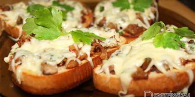 Рецепт горячих бутербродов с ветчиной