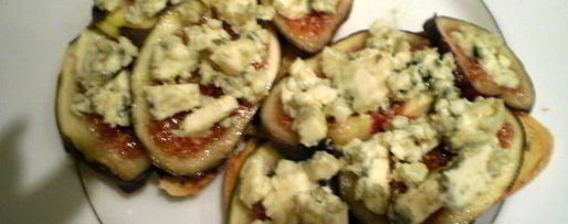 Шаг 4: горячего бутерброда с инжиром и сыром дорблю