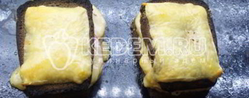 Шаг 3: горячего бутерброда с сыром