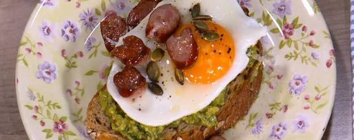 Шаг 9: хитрого бутерброда с авокадо и яичницей