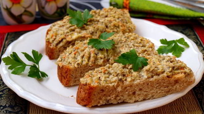 Рецепт Намазки для бутербродов с индейкой, шампиньонами и корейской морковью