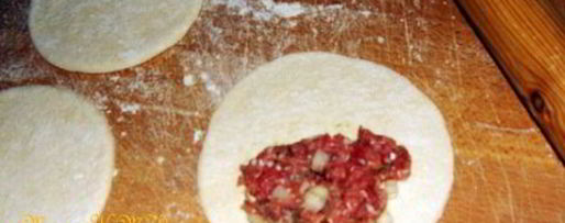 Шаг 2: чебуреков домашних