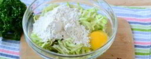 Шаг 3: чебуреков из кабачков