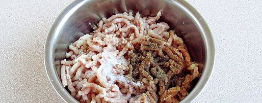 Шаг 1: чебуреков на кефире с мясом