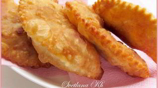Рецепт Чебуреков на минералке с пикантной начинкой