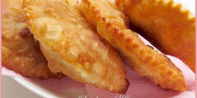 Рецепт чебуреков на минералке с пикантной начинкой