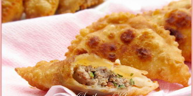 Рецепт чебуреков на минералке с пикантной начинкой