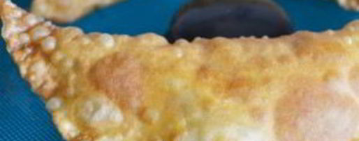 Шаг 5: чебуреков с брынзой и зеленью