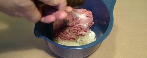 Шаг 4: чебуреков с мясным фаршем