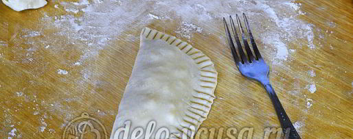 Шаг 11: чебуреков с мясом и сыром