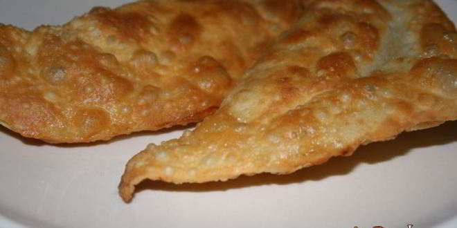 Рецепт чебуреков с мясом