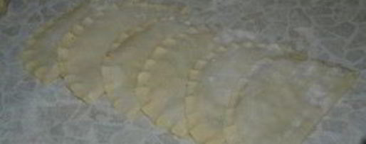 Шаг 3: чебуреков с сочной начинкой