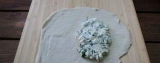 Шаг 5: чебуреков с творогом и зеленью