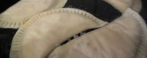 Шаг 11: чебуреков сочных по-домашнему