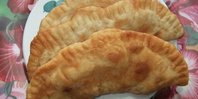 Рецепт чебуреков сочных