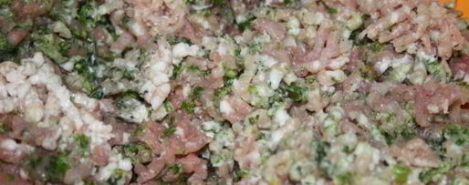 Шаг 1: сочных хрустящих чебуреков со свининой