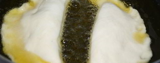 Шаг 7: сочных хрустящих чебуреков со свининой