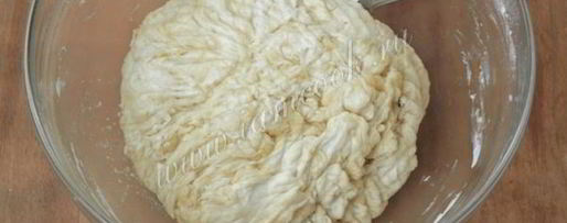 Шаг 4: теста для чебуреков на воде и маргарине