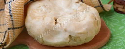 Шаг 6: теста для чебуреков на воде и маргарине