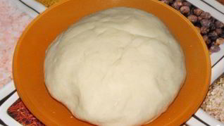 Рецепт Теста на чебуреки на молоке