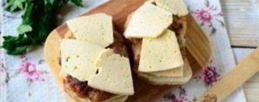 Шаг 4: чизбургера во французском тосте