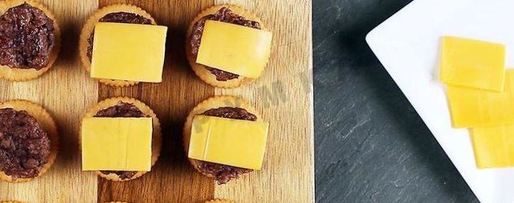 Шаг 1: канапе чизбургер