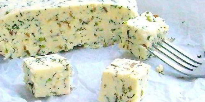 Рецепт домашнего сыра с зеленью и тмином