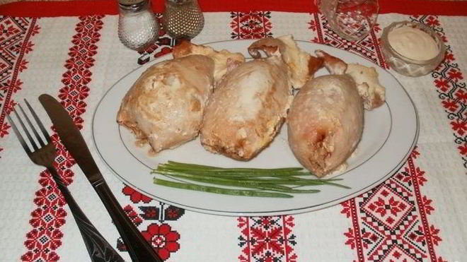 Рецепт Фаршированного кальмара с рисом и яйцом