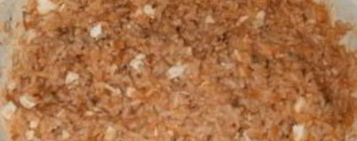 Шаг 2: фаршированного кальмара с рисом и яйцом