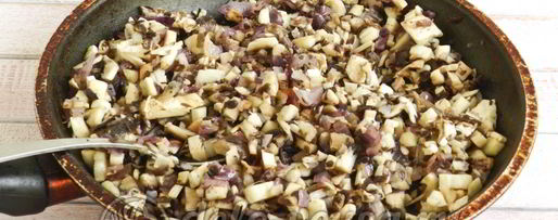 Шаг 4: фаршированных шампиньонов с перепелиными яйцами