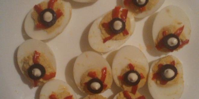 Рецепт фаршированных яиц глаза монстра