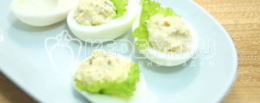 Шаг 6: фаршированных яиц на праздничный стол
