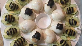 Рецепт Фаршированных яиц Пчелки