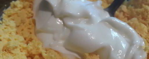 Шаг 1: фаршированных яиц пчелки