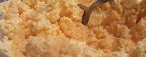 Шаг 3: фаршированных яиц пчелки