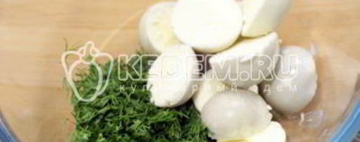 Шаг 3: фаршированных яиц с икорно-горчичной начинкой