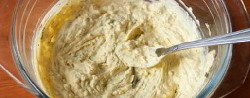 Шаг 1: фаршированных яиц с копченым лососем