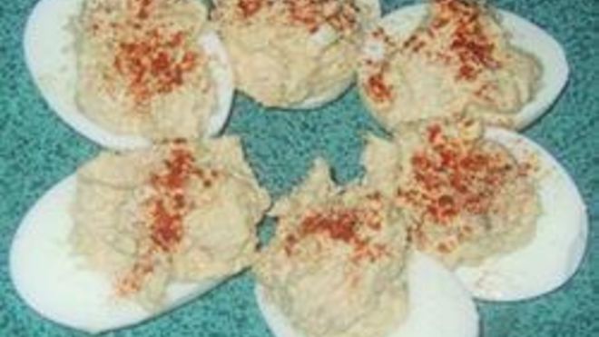 Рецепт Фаршированных яиц с лососем и домашним майонезом