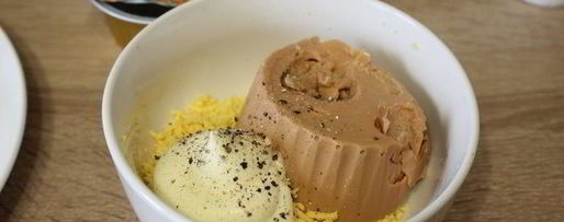 Шаг 4: фаршированных яиц с паштетом из индейки