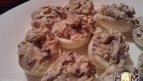 Рецепт Фаршированных яиц сливочным сыром и черной икрой