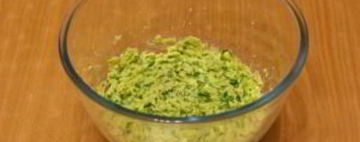 Шаг 4: фаршированных яиц цыплята