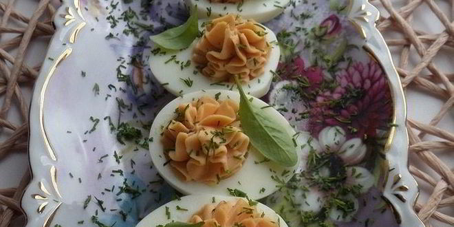 Рецепт яиц, фаршированных крабовыми палочками