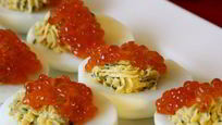 Рецепт Яиц фаршированных красной икрой